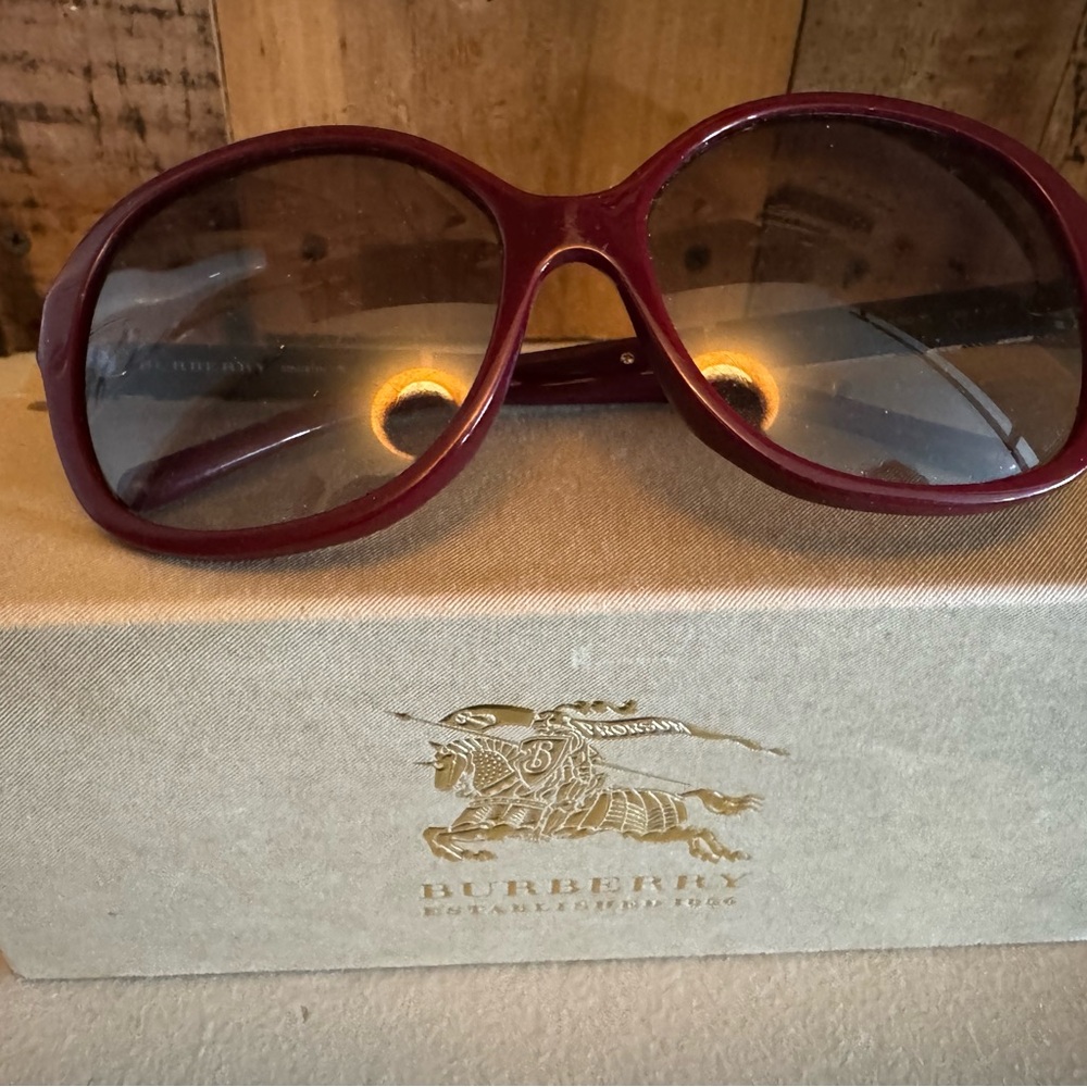 Burberry Red Sunglasses Fashion Accessories